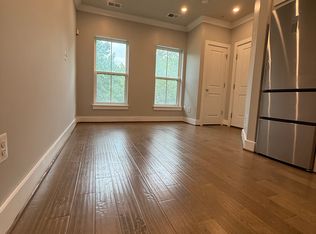 915 Elder St NW #3-A, Washington, DC 20012