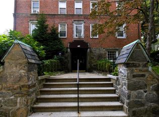 40 E Birch St APT 1C, Mount Vernon, NY 10552
