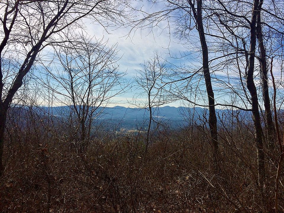 1st image of 14 Majestic Overlook Way