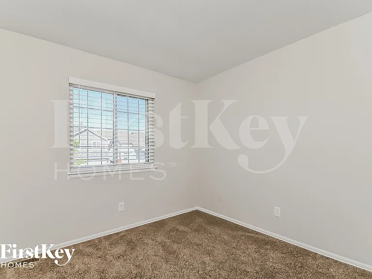 4663 Bittercreek Dr — Photo 16