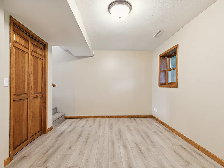 8237 Vicksburg Pl — Photo 28