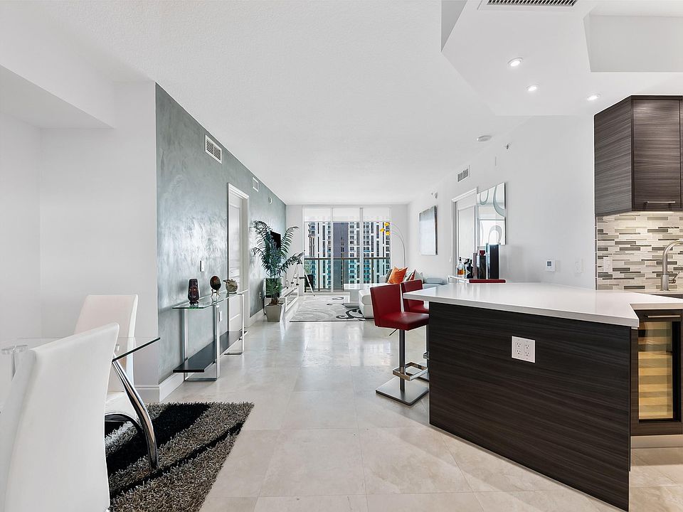 1st image of 350 SE 2nd Street #2850