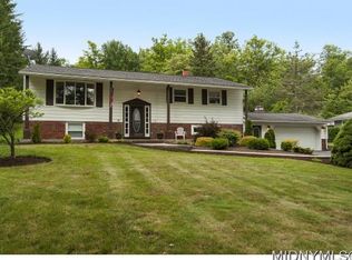 74 Taber Rd, New Hartford, NY 13413