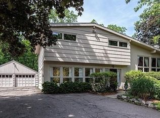 14 Blueberry Ln, Lexington, MA 02420