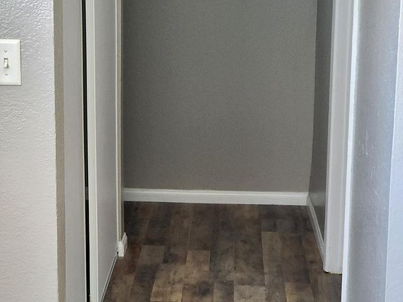 3rd image of 1201 Arcadia Ave APT B