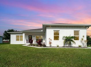 29415 Daisy St, Punta Gorda, FL 33982