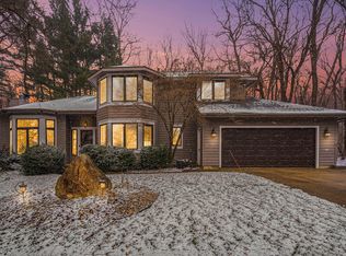 9546 Amber Cir, Kalamazoo, MI 49009