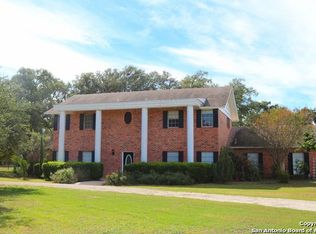 966 State Highway 173 S, Hondo, TX 78861