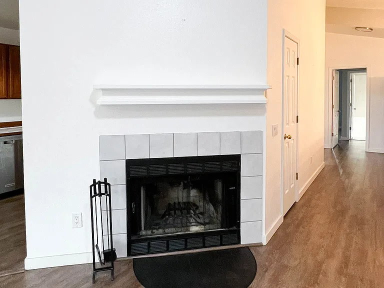 3664 Mirage Cir — Photo 11