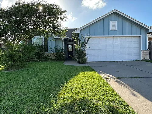 1132 Imperial St Photo 1