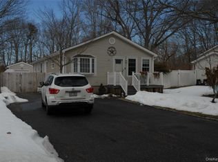 137 Carleton Drive E, Shirley, NY 11967