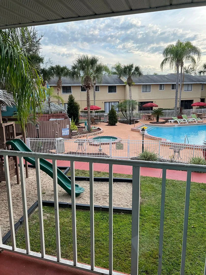 2777 N Poinciana Blvd — Photo 4