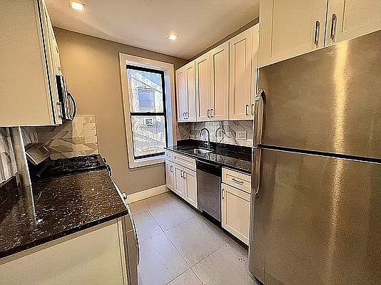 3rd image of 304 W 151st St #23AA