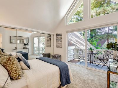 2522 W Middlefield Rd, Mountain View, CA, 94043