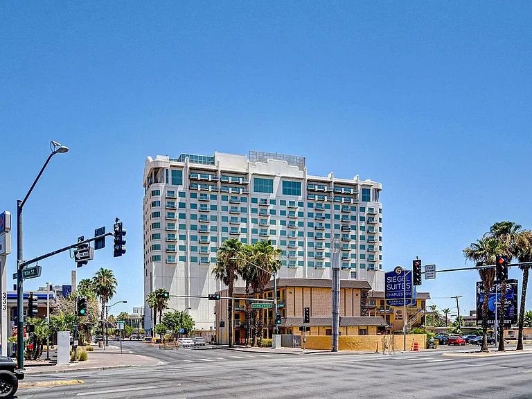 900 Las Vegas Blvd S #816 — Photo 48
