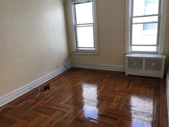 1st image of 4826 41st St APT 3R