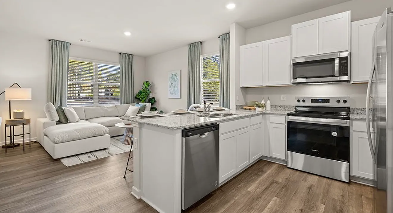 3 bed, 1418 sqft, $1,700 — Photo 4