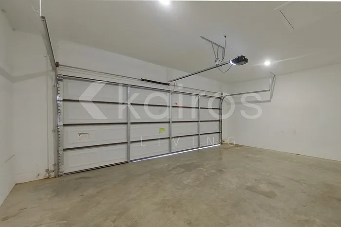 1451 Maxwell Cir — Photo 13