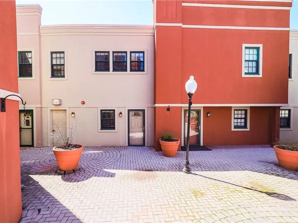 133 Walton St APT 126, Syracuse, NY 13202