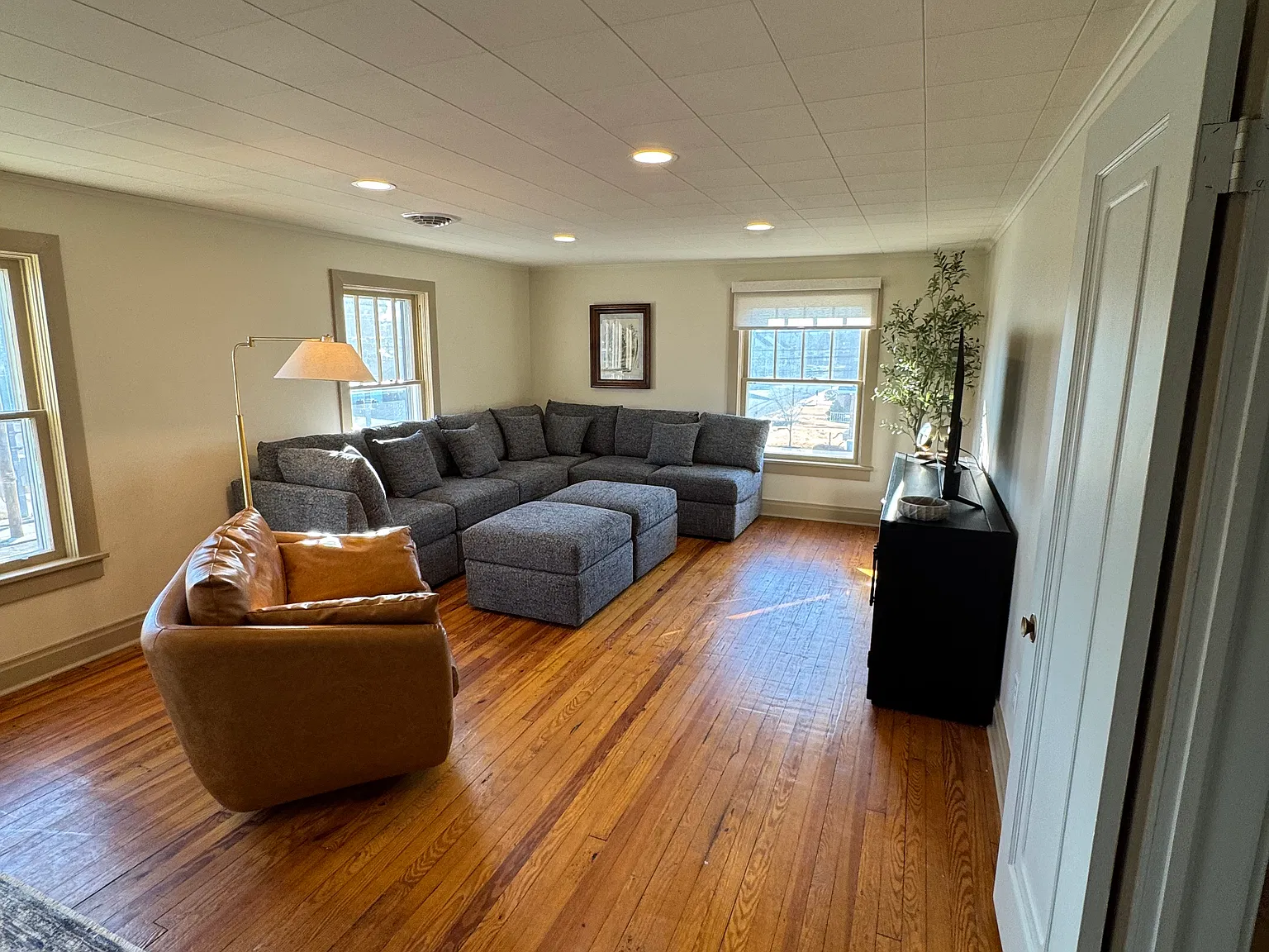 2 bed, 1500 sqft, $2,495 — Photo 4