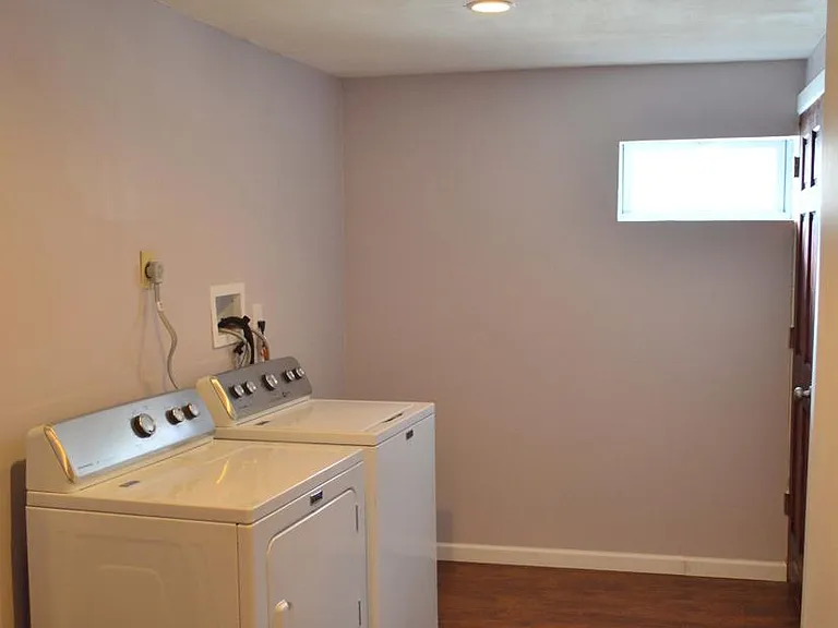 120 Lorraine Ave — Photo 16