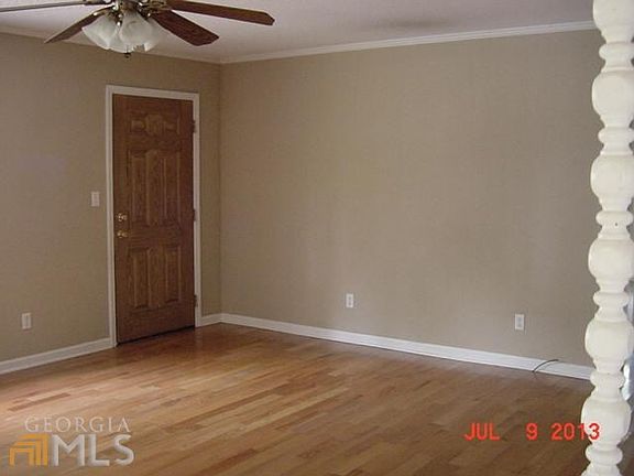 3rd image of 194 Crowe St