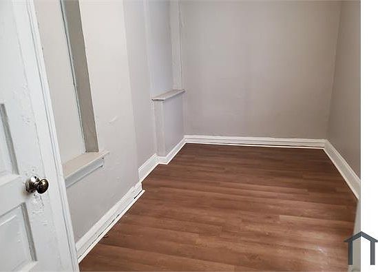 4th image of 6730 S Clyde Ave APT 3
