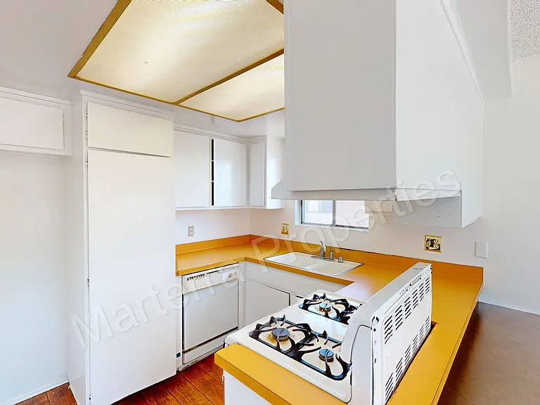 2314 E Ball Rd — Photo 7