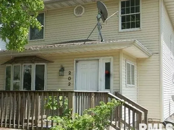 202 E Elm St, Gillespie, IL 62033