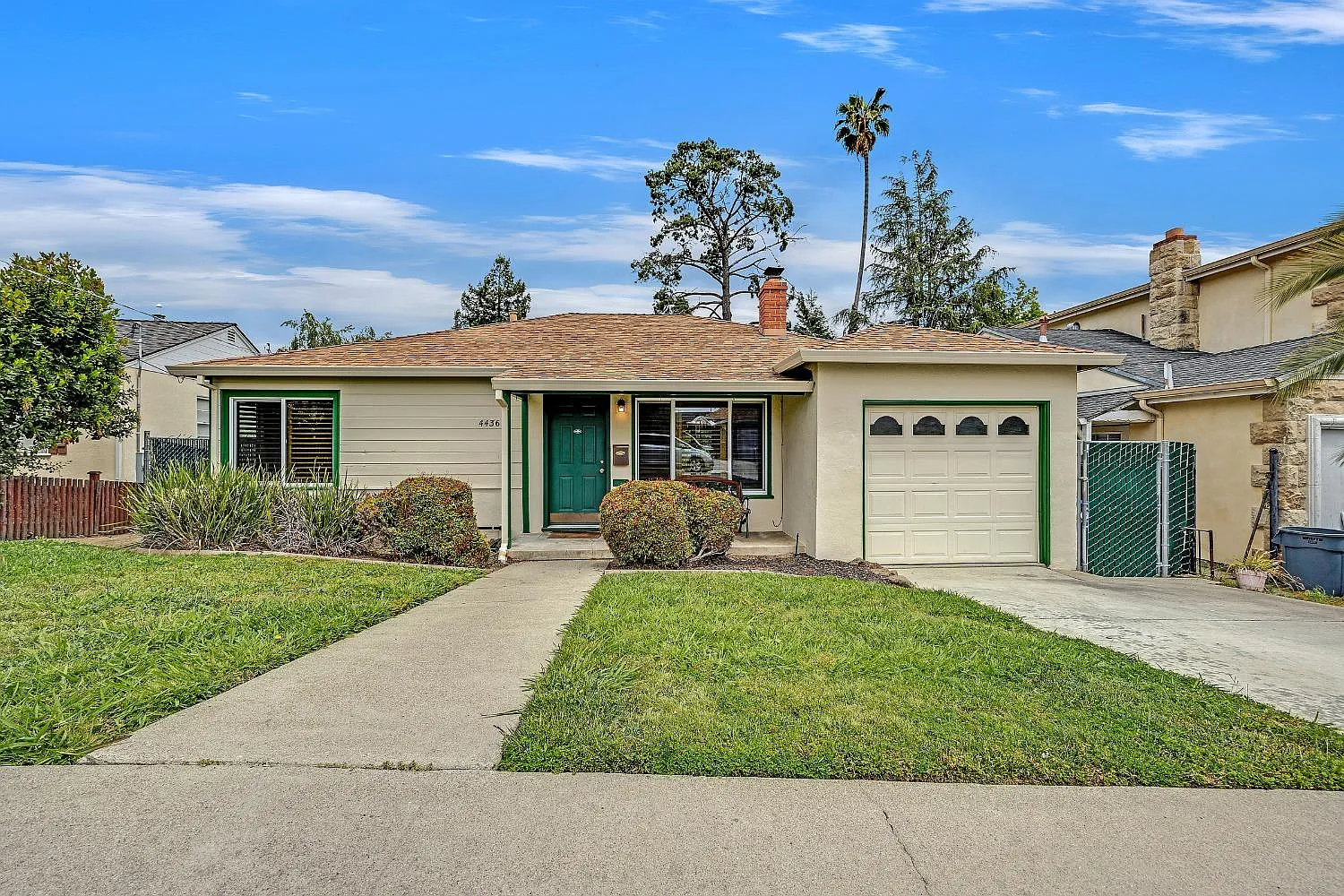 4436 Stanford Ave photo 1