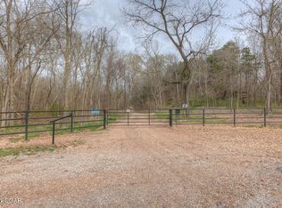825 Windwalker Ln, Goodman, MO 64843