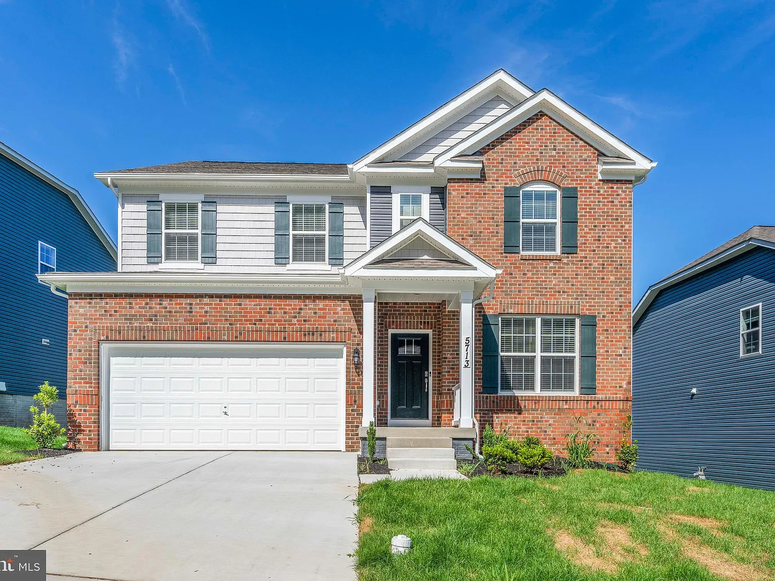 4 bed, 3.0 bath, 4098 sqft, $3,995 — Photo 1