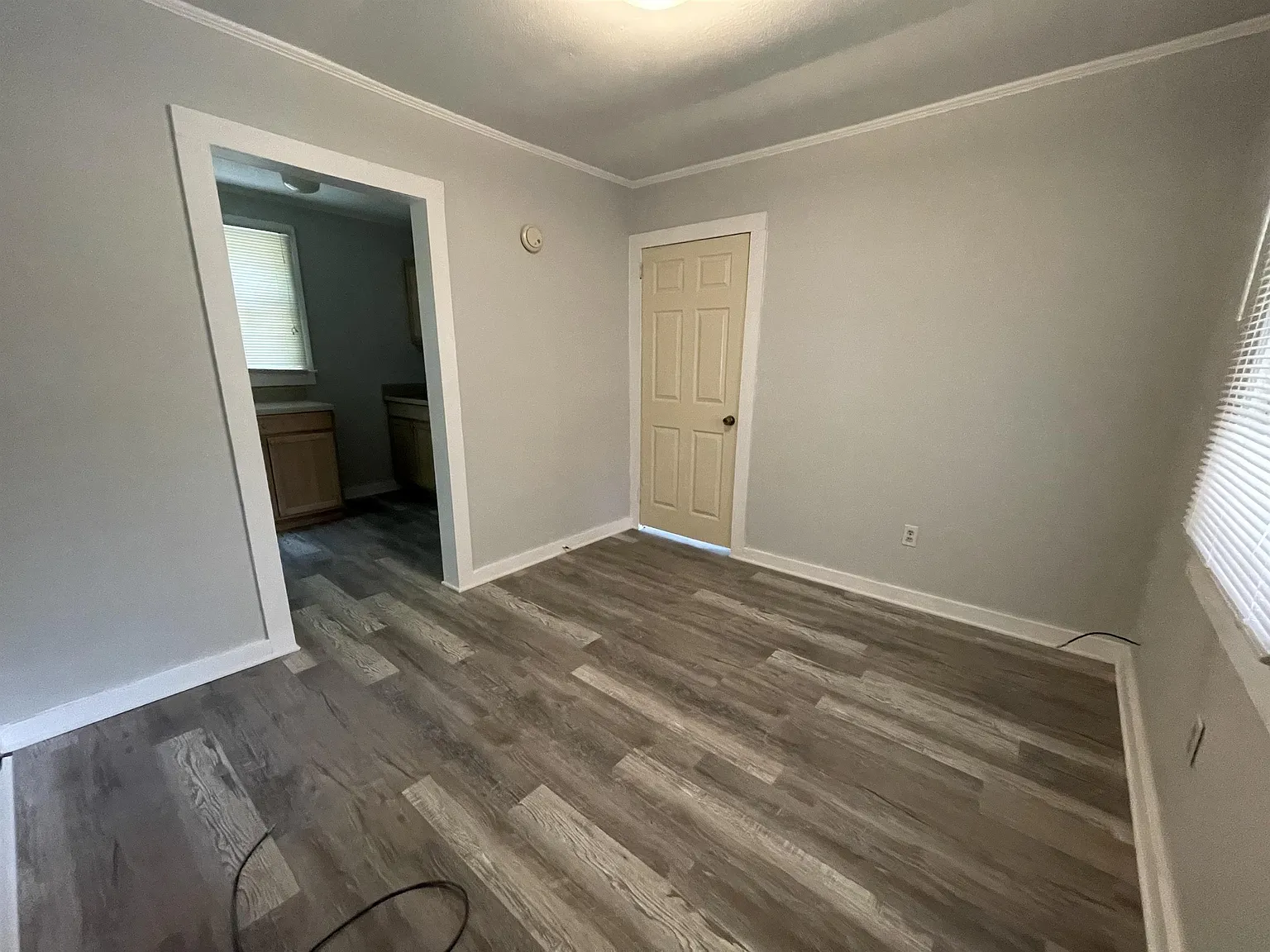 205 Chicago Ave - B - 1 — Photo 2