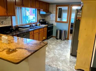 444 Oakwood St, Bridgeport, CT 06606