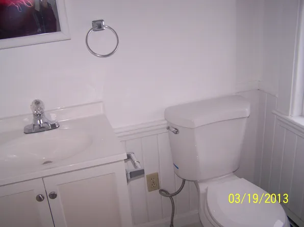 12 Beacon St #1, Burlington, MA 01803