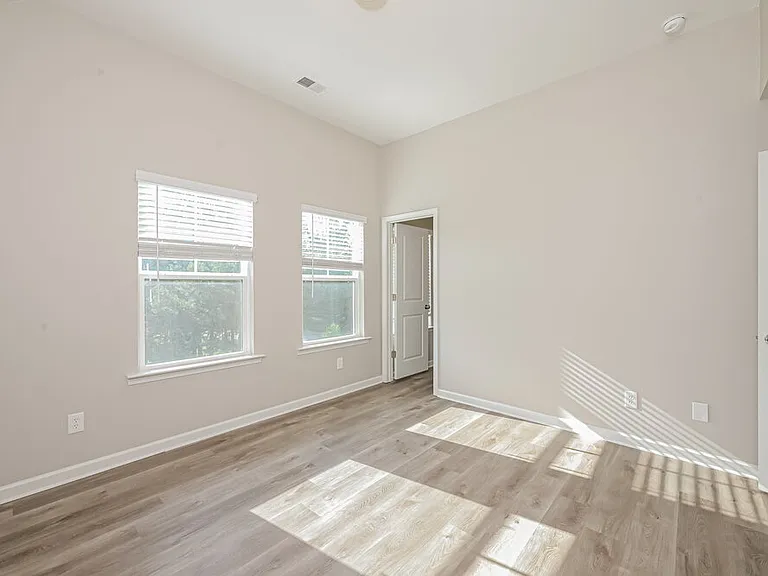 6755 Hill Rock Ln — Photo 14