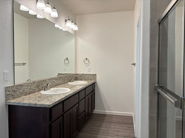 1020 Baywood Greens Dr — Photo 17