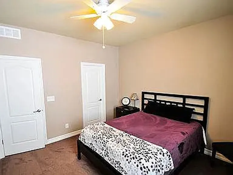 8229 S Country Club Pkwy — Photo 23