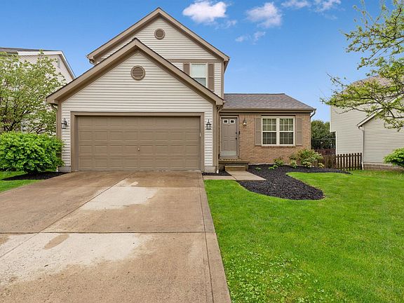 3rd image of 7529 Hazeltine Ct