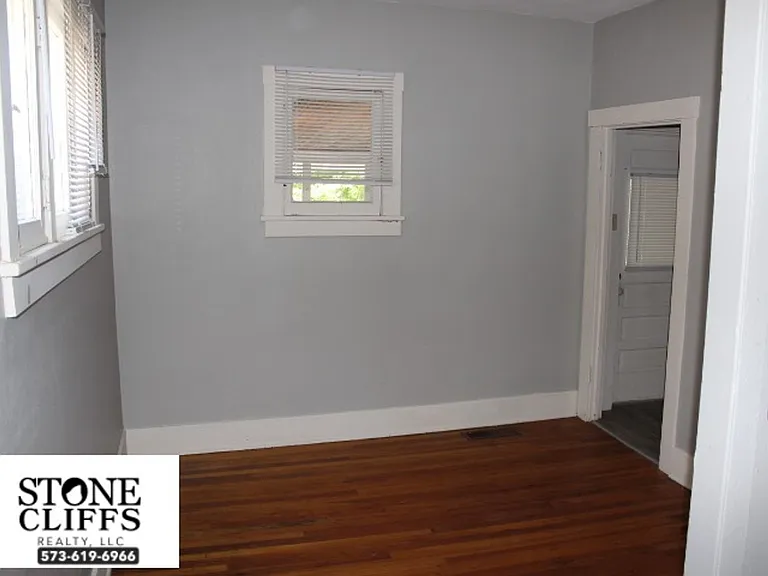1607 W Main St — Photo 10