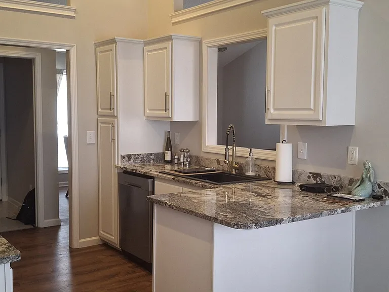 500 Lake Lennox Dr — Photo 17