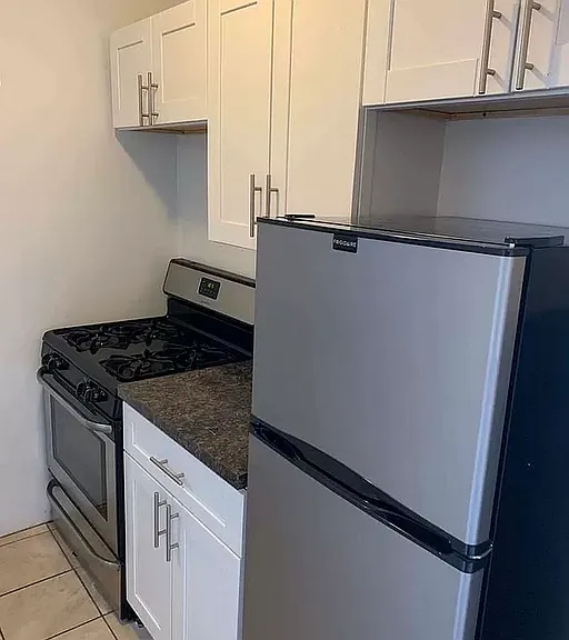 1037 Bergen St #WB3 — Photo 6