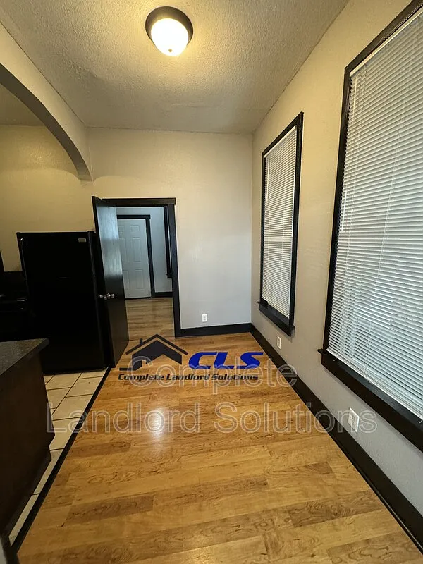 1 bed, 1.0 bath, $585 — Photo 3