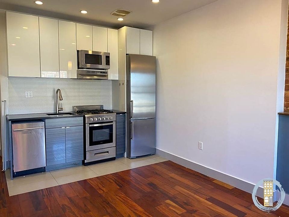 1st image of 21 Herkimer St #3RR