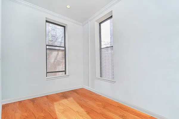 Rented by Living New York | media 10