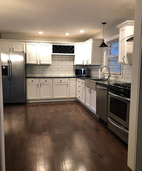 2107 Belmore Ct — Photo 2