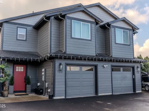 778 E Jefferson St, Stayton, OR 97383