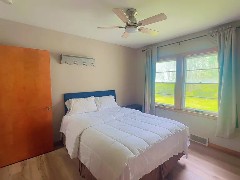 1590 W William St — Photo 11