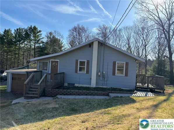 165 Hemlock Dr, Kunkletown, PA 18058