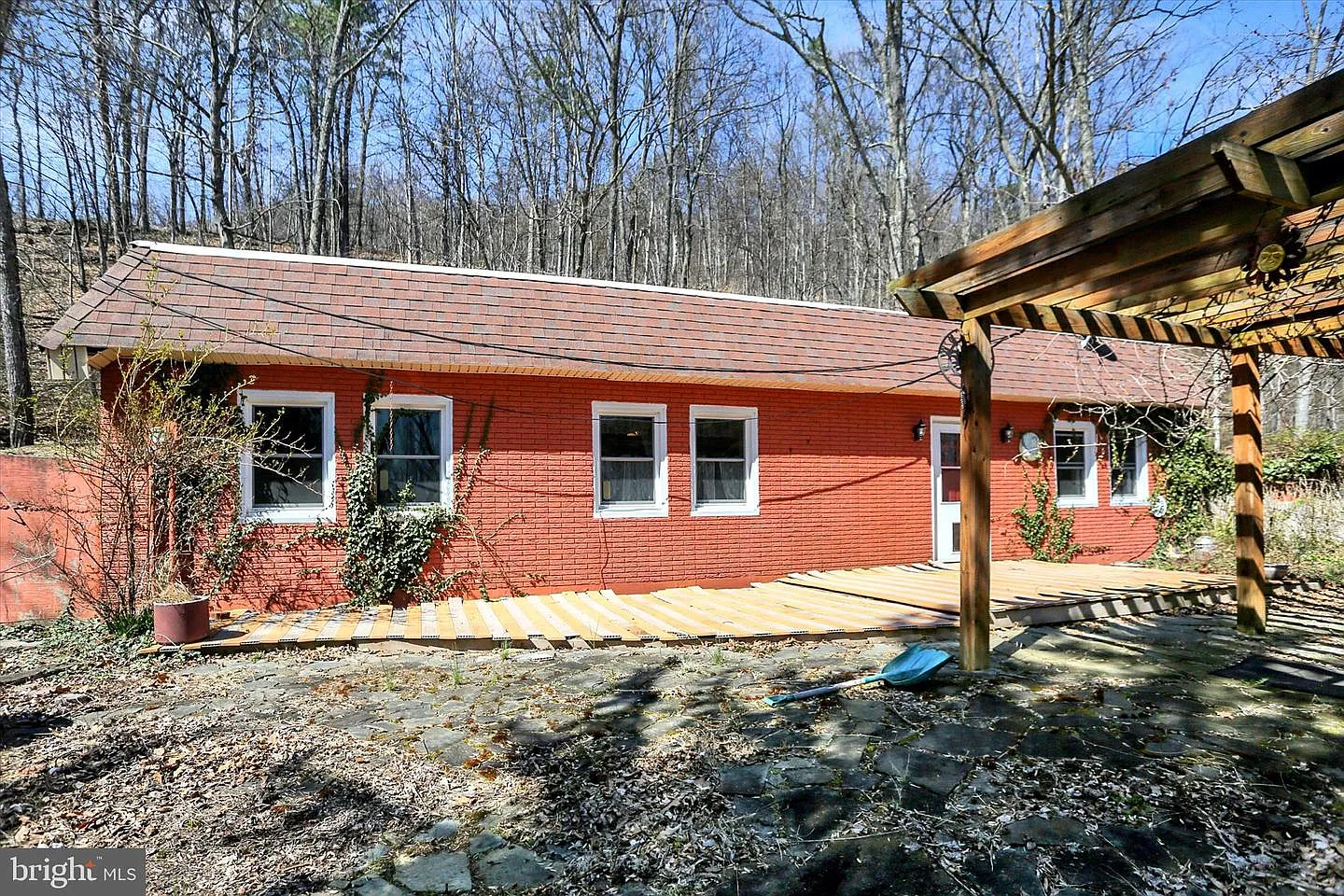 98 Fallen Cabin Ln photo 1
